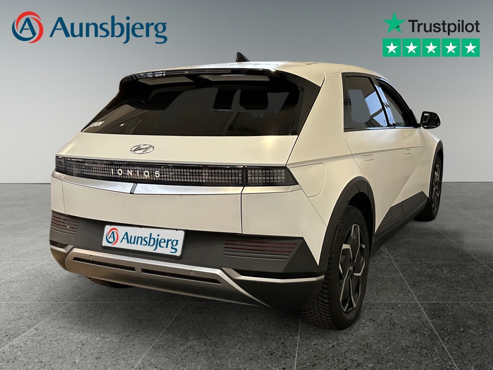 Hvid Hyundai Ioniq 5 fra 2024