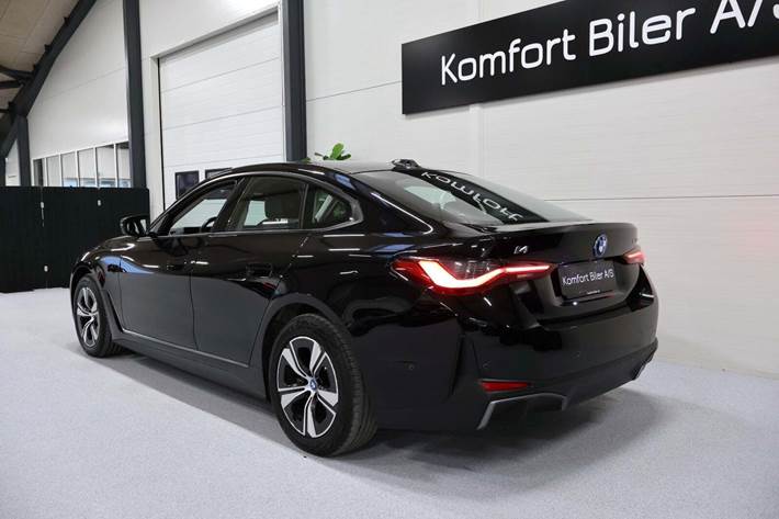 Sort BMW i4 fra 2022