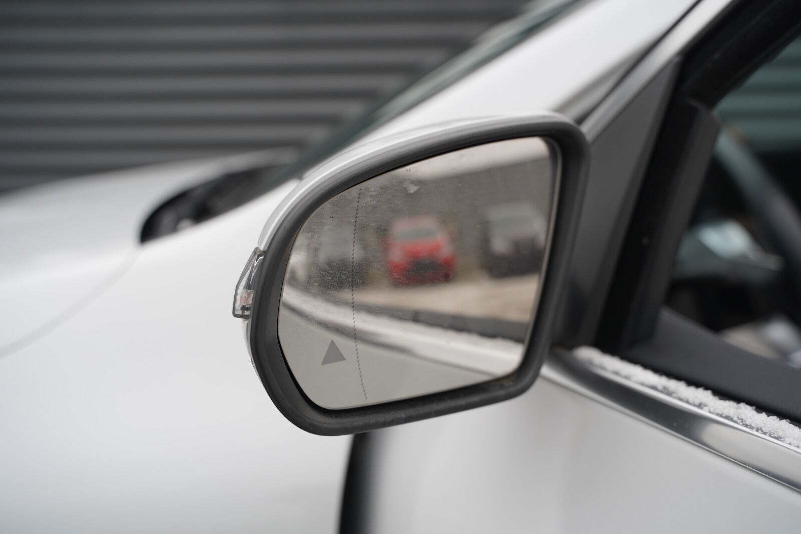 Hvid Mercedes EQA250+ fra 2024