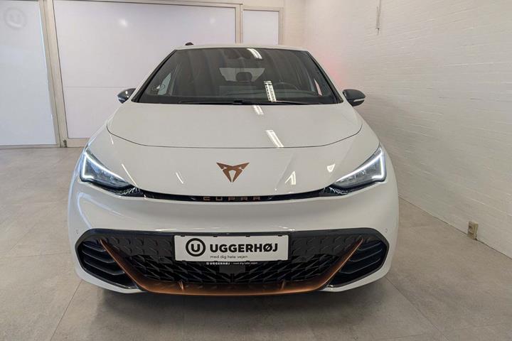 Hvid Cupra Born fra 2025