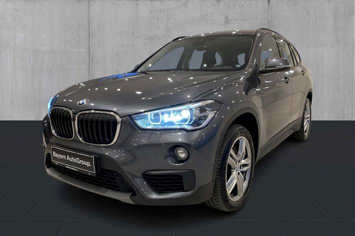 Grå BMW X1 fra 2019