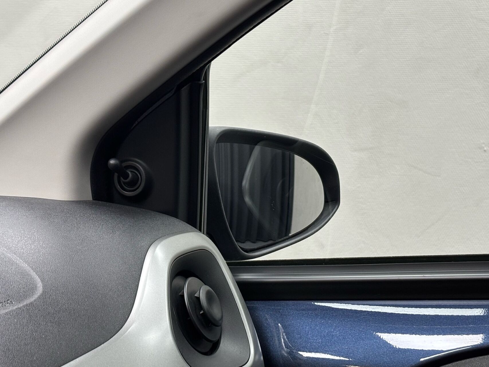 Blå Citroën C1 fra 2016