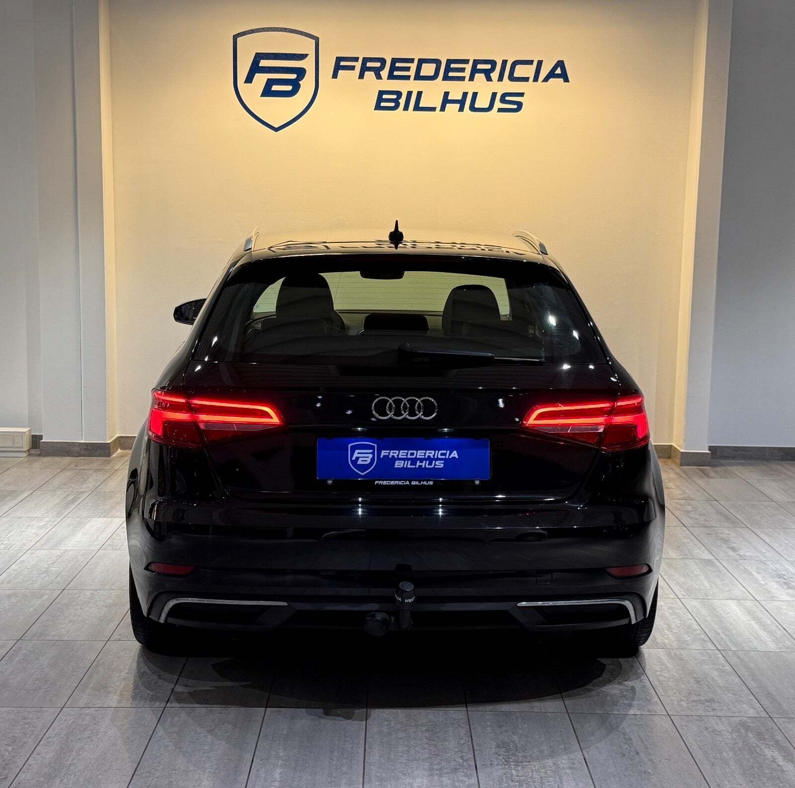 Audi A3 1,4 e-tron S-line Sportback S-tr.