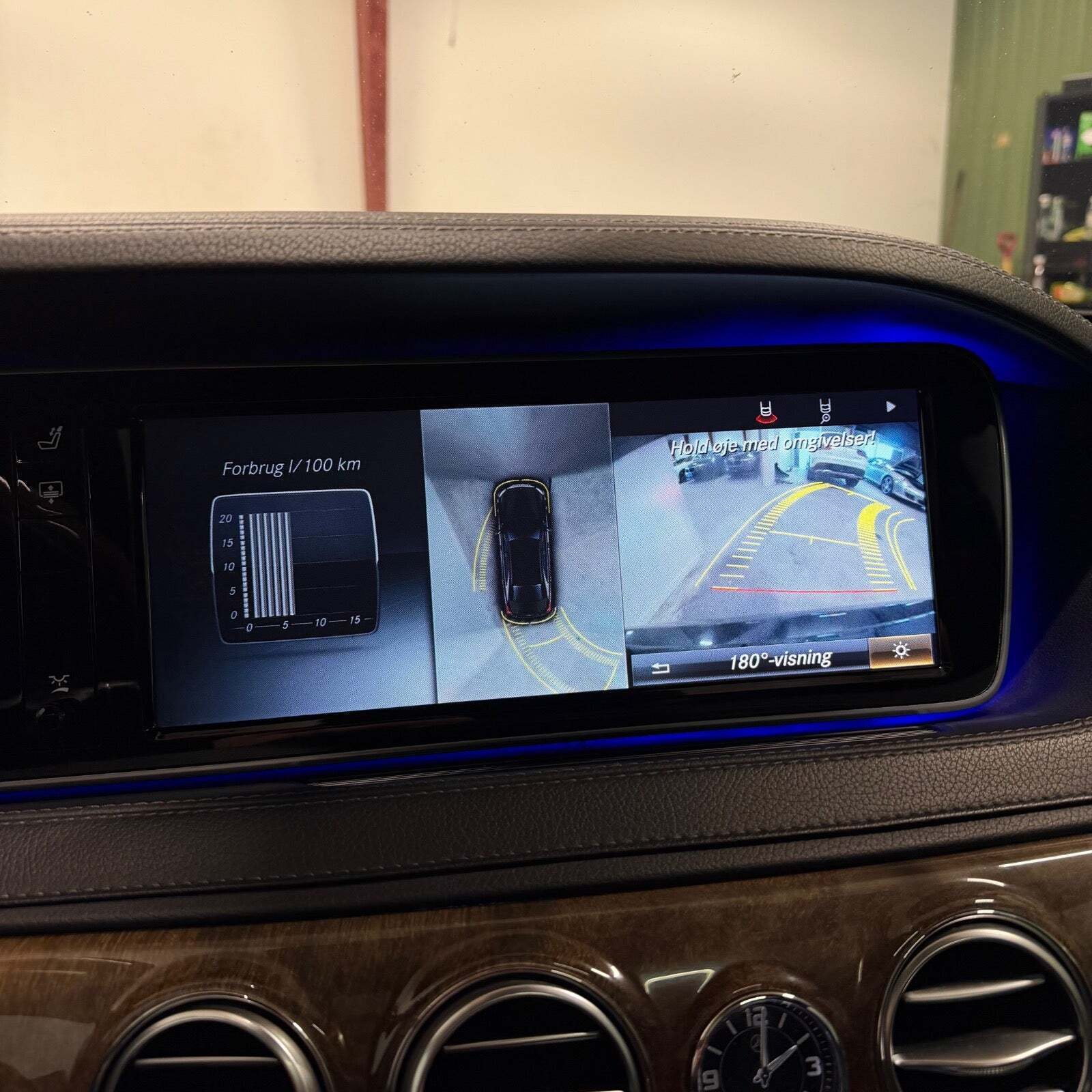Sort Mercedes S350 fra 2014