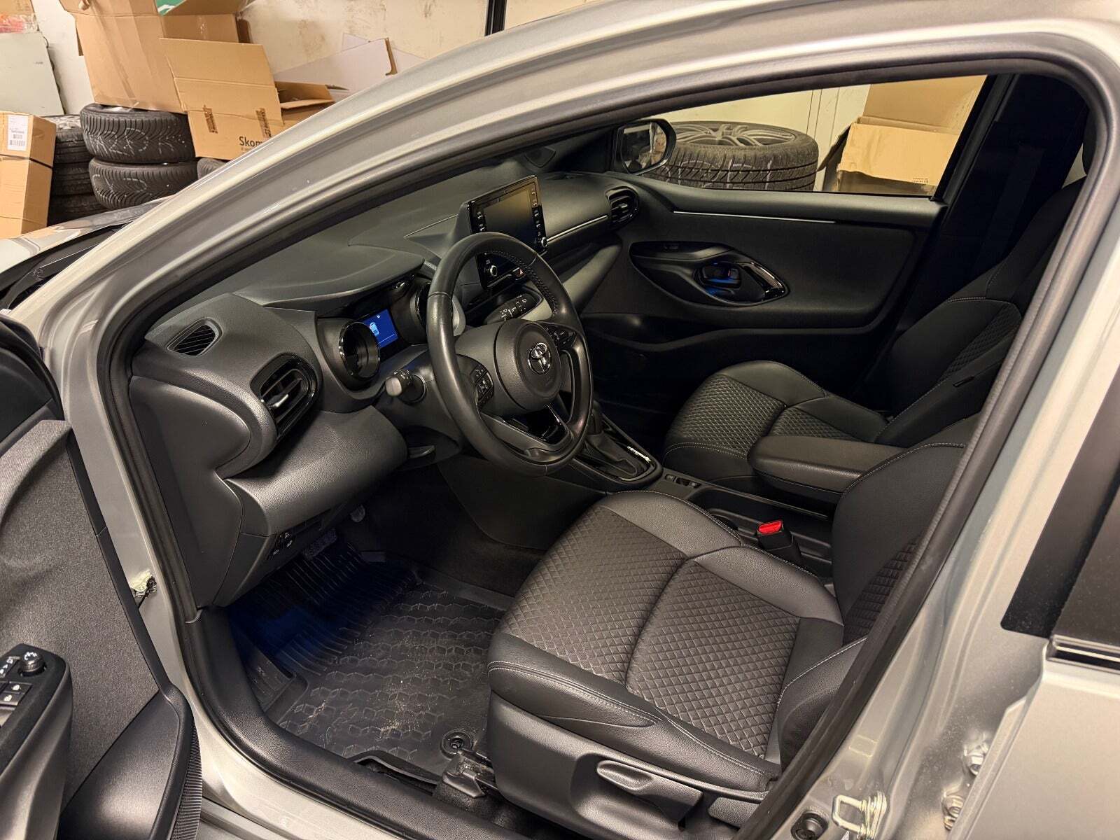 Toyota Yaris 1,5 Hybrid Style e-CVT