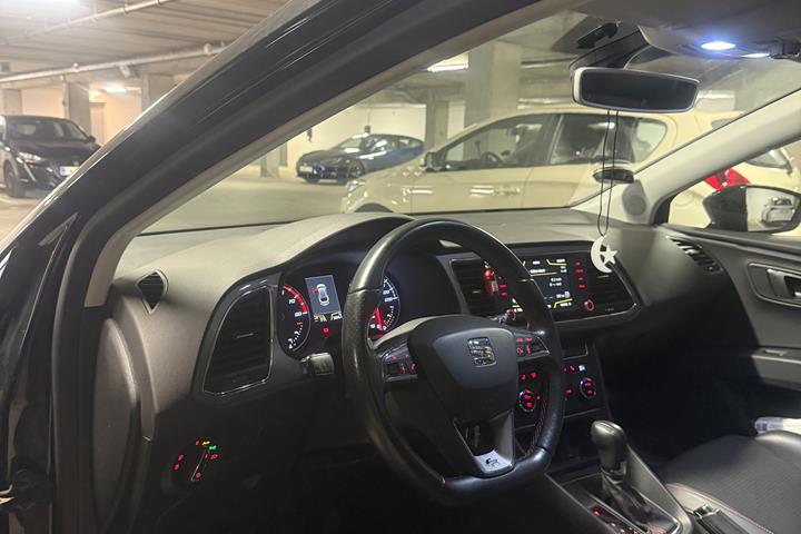 Sort Seat Leon fra 2016