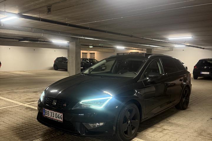 Sort Seat Leon fra 2016