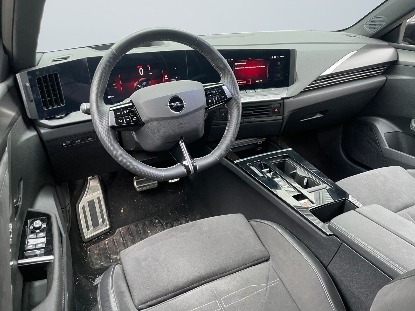 Opel Astra-e 54 GS Sports Tourer