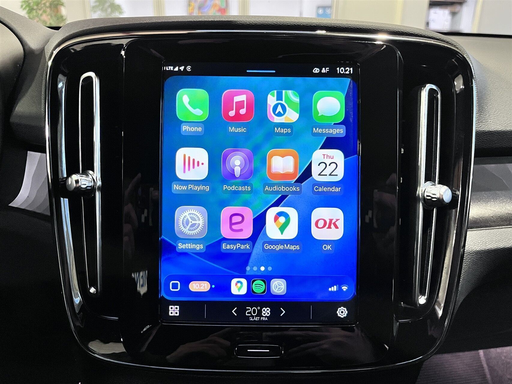 Hvid Volvo XC40 fra 2022