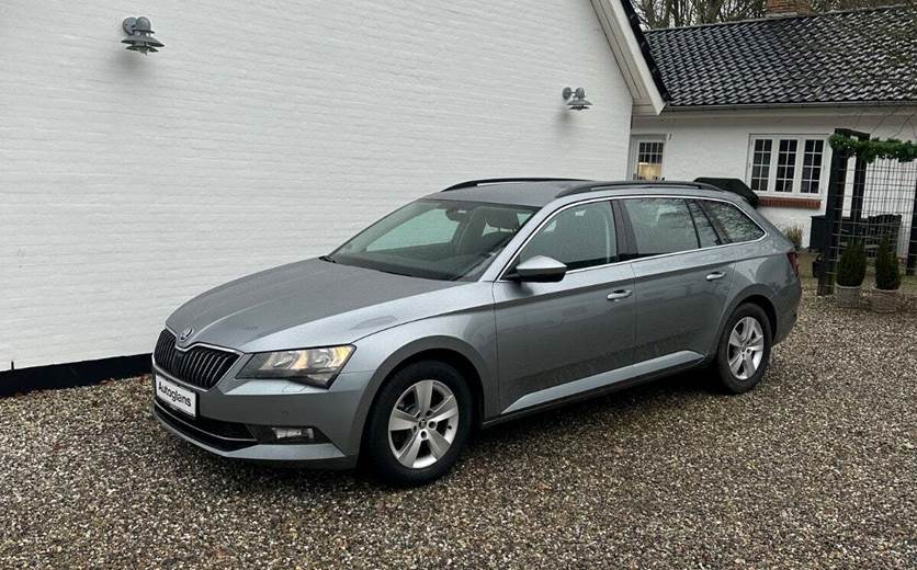 Skoda Superb 1,5 TSi 150 Ambition Combi DSG