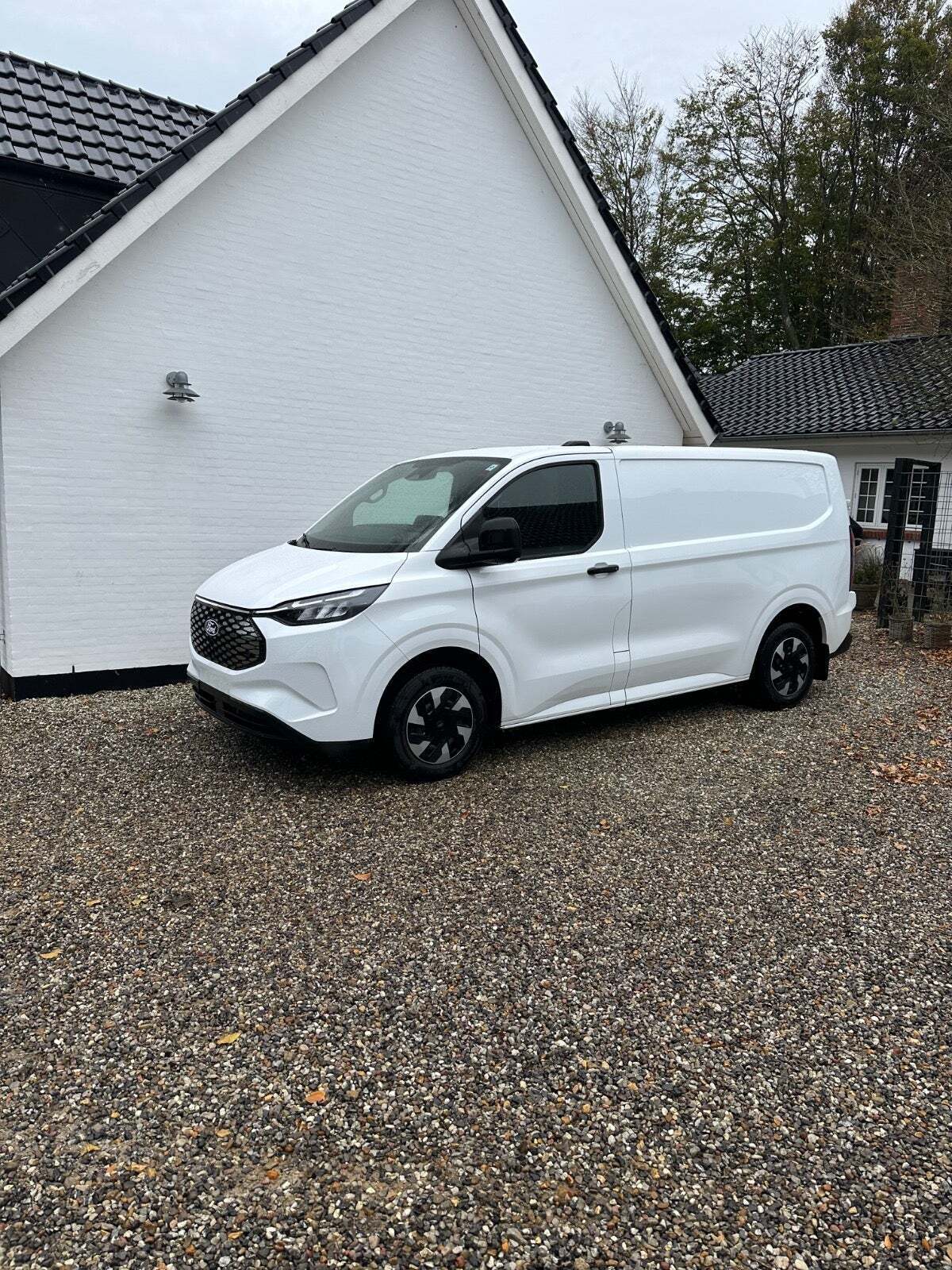 Ford E-Transit Custom 320S 64 Limited