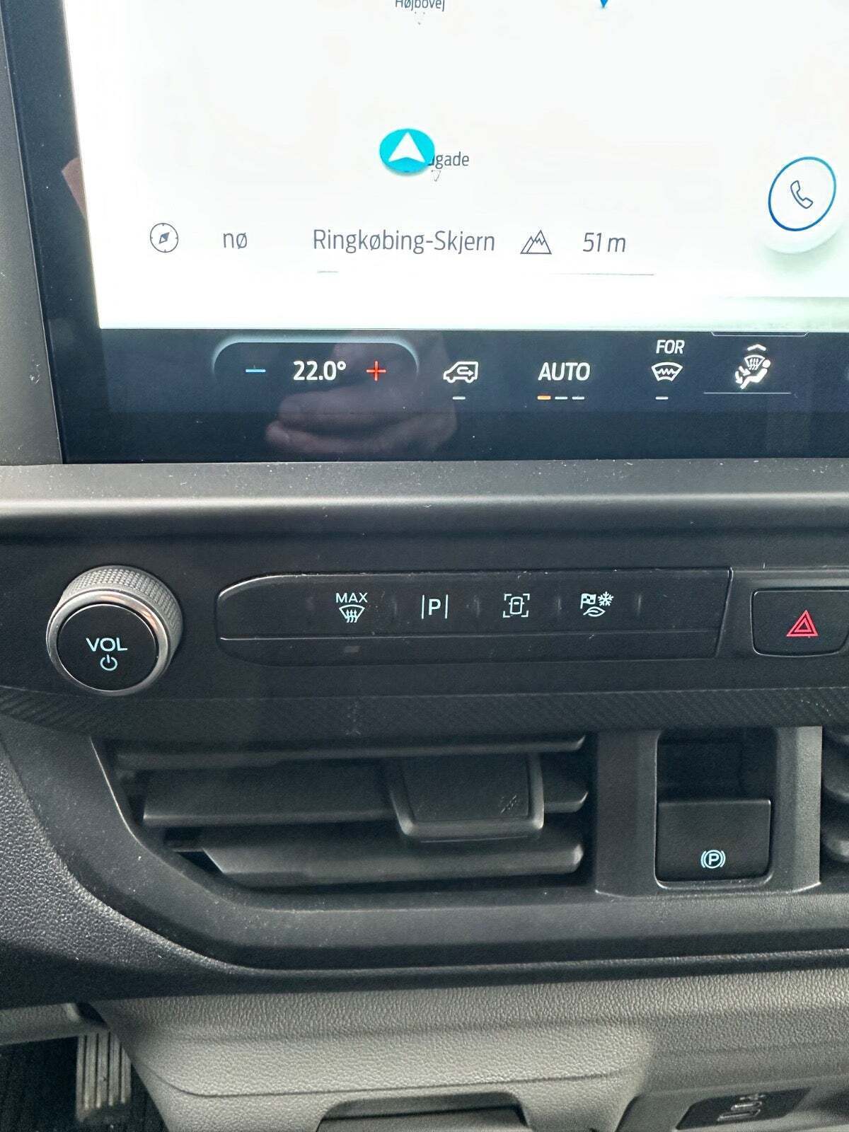 Hvid Ford E-Transit Custom 320S fra 2025