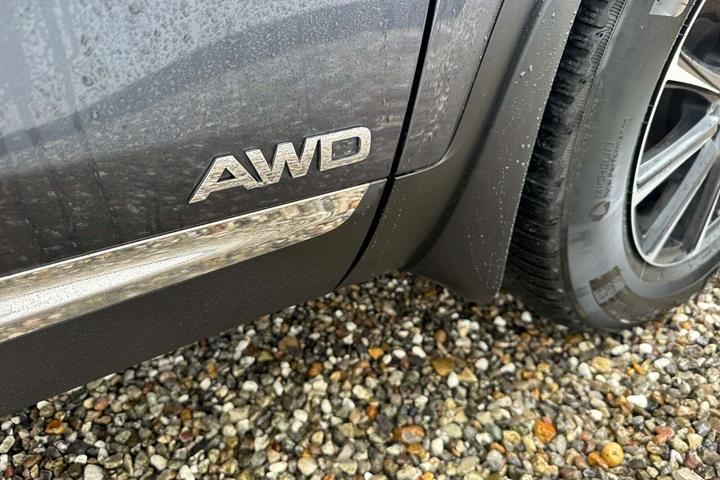 Grå Kia Sorento fra 2016