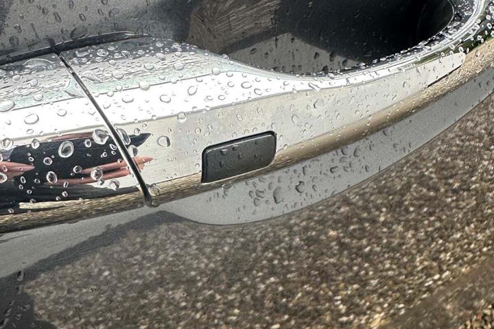 Grå Kia Sorento fra 2016