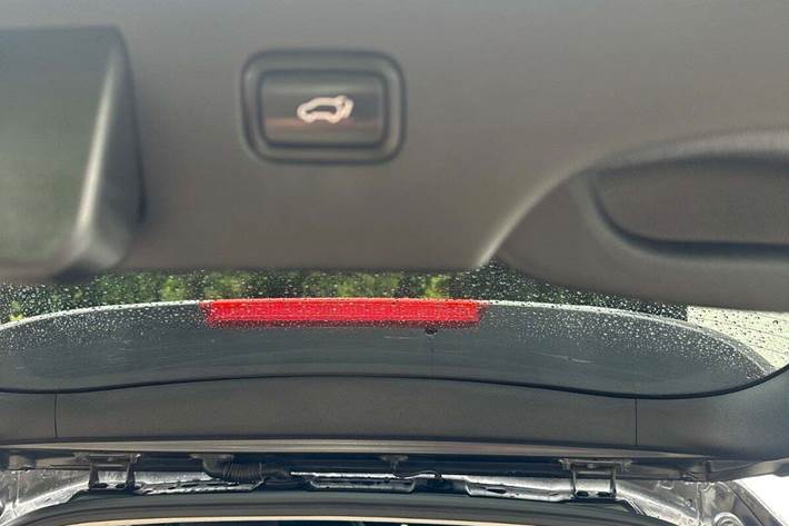 Grå Kia Sorento fra 2016