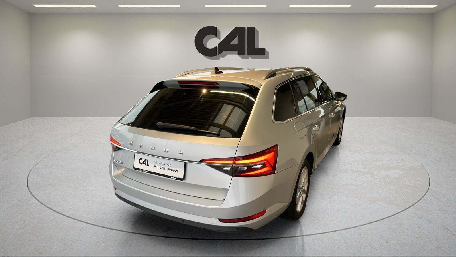 Sølv Skoda Superb fra 2020