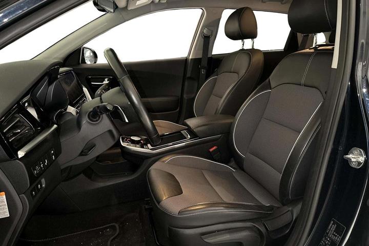 Blå Kia e-Niro fra 2021