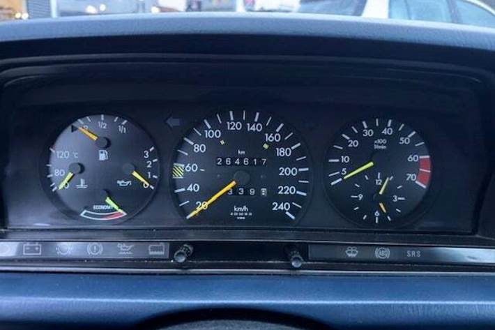 undefined Mercedes 190 E fra 1988