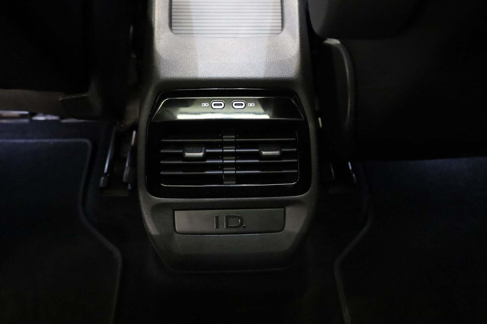 Hvid VW ID.4 fra 2023