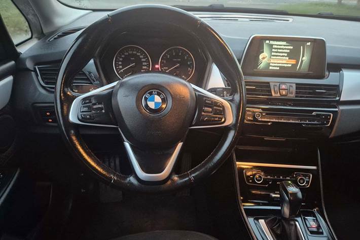undefined BMW 218i fra 2015