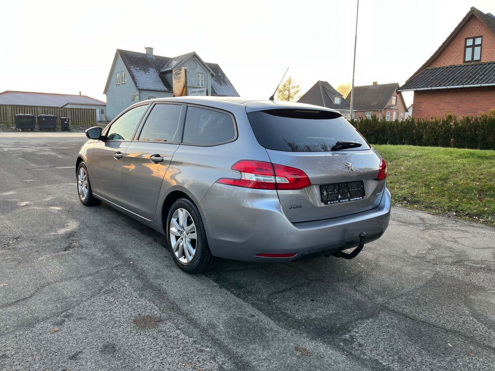 Peugeot 308 1,2 e-THP 110 Chili SW