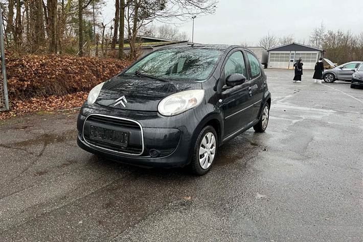 Sort Citroën C1 fra 2011 set udefra