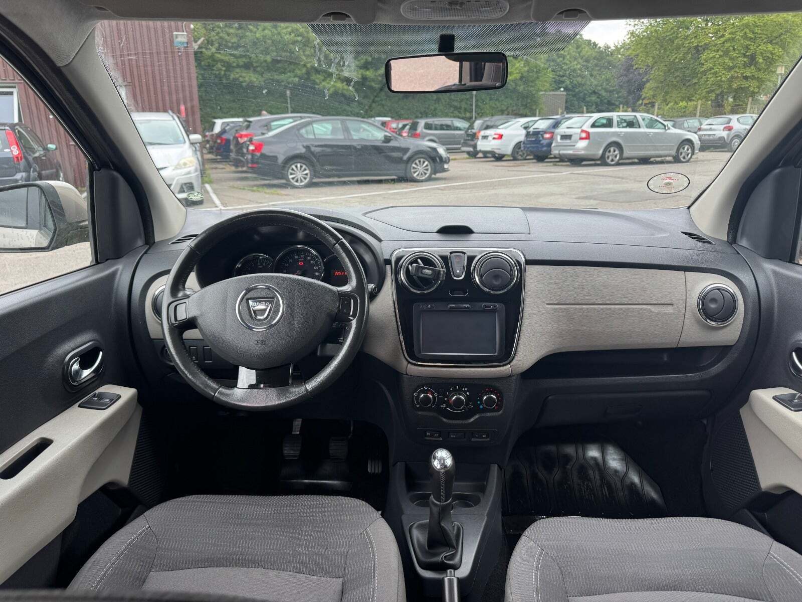 undefined Dacia Lodgy fra 2015