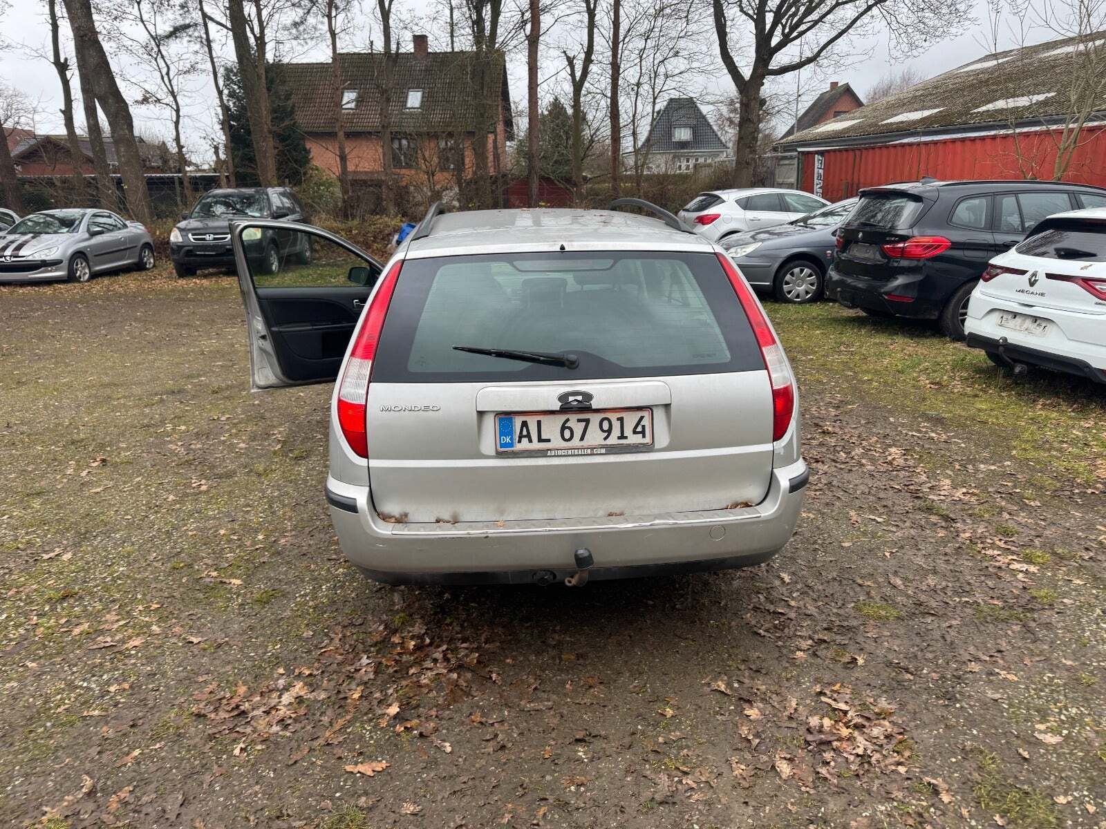 Ford Mondeo 1,8 110 Ambiente stc.