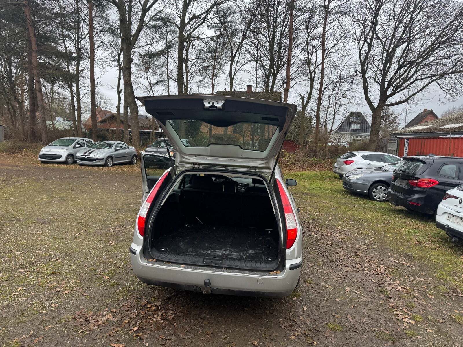 Ford Mondeo 1,8 110 Ambiente stc.