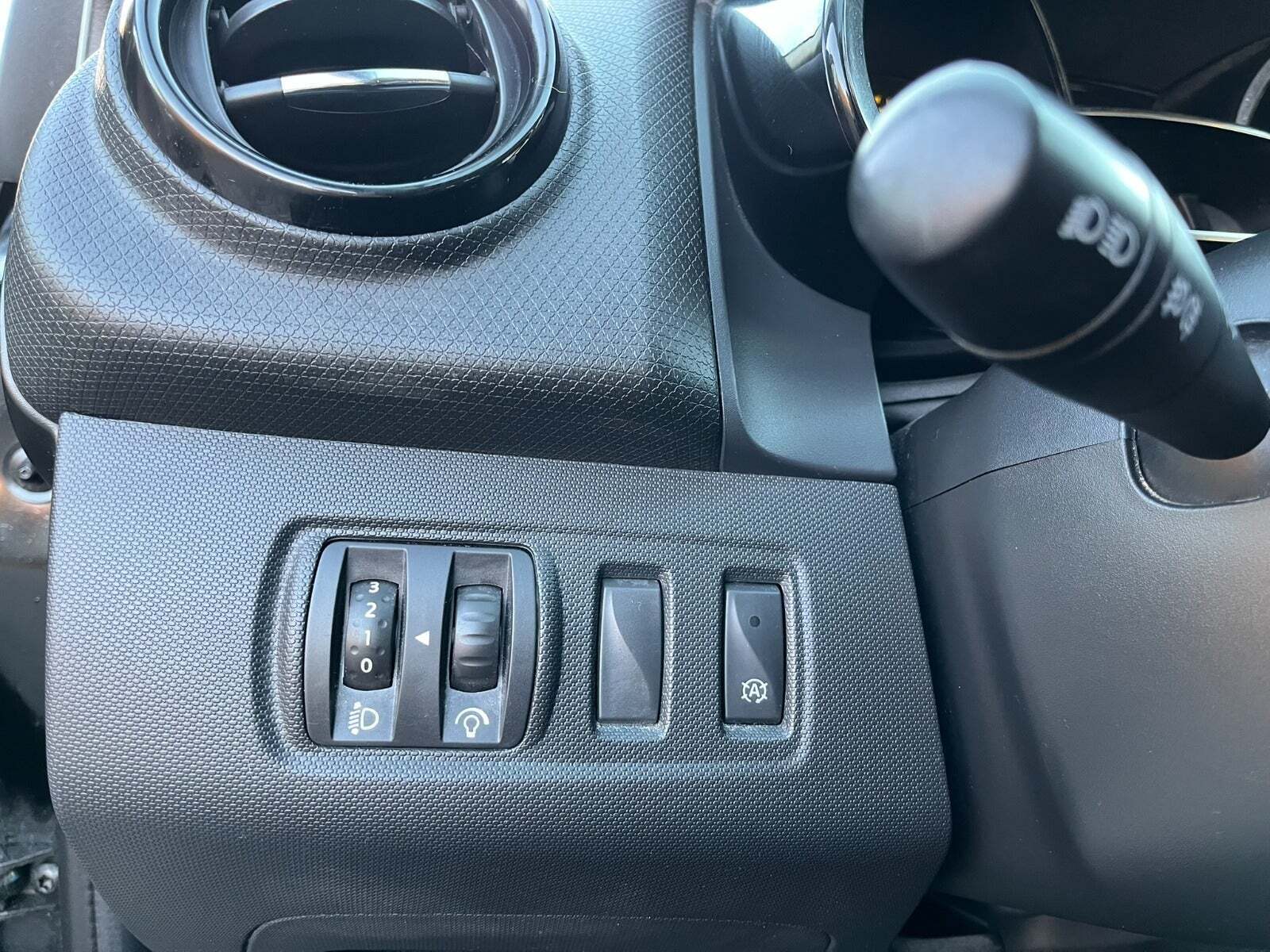 Sort Renault Clio IV fra 2014