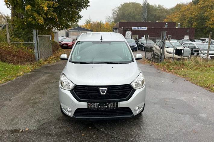 Sølv Dacia Dokker fra 2018