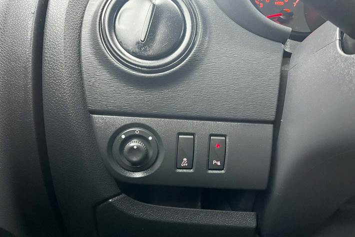 Sølv Dacia Dokker fra 2018