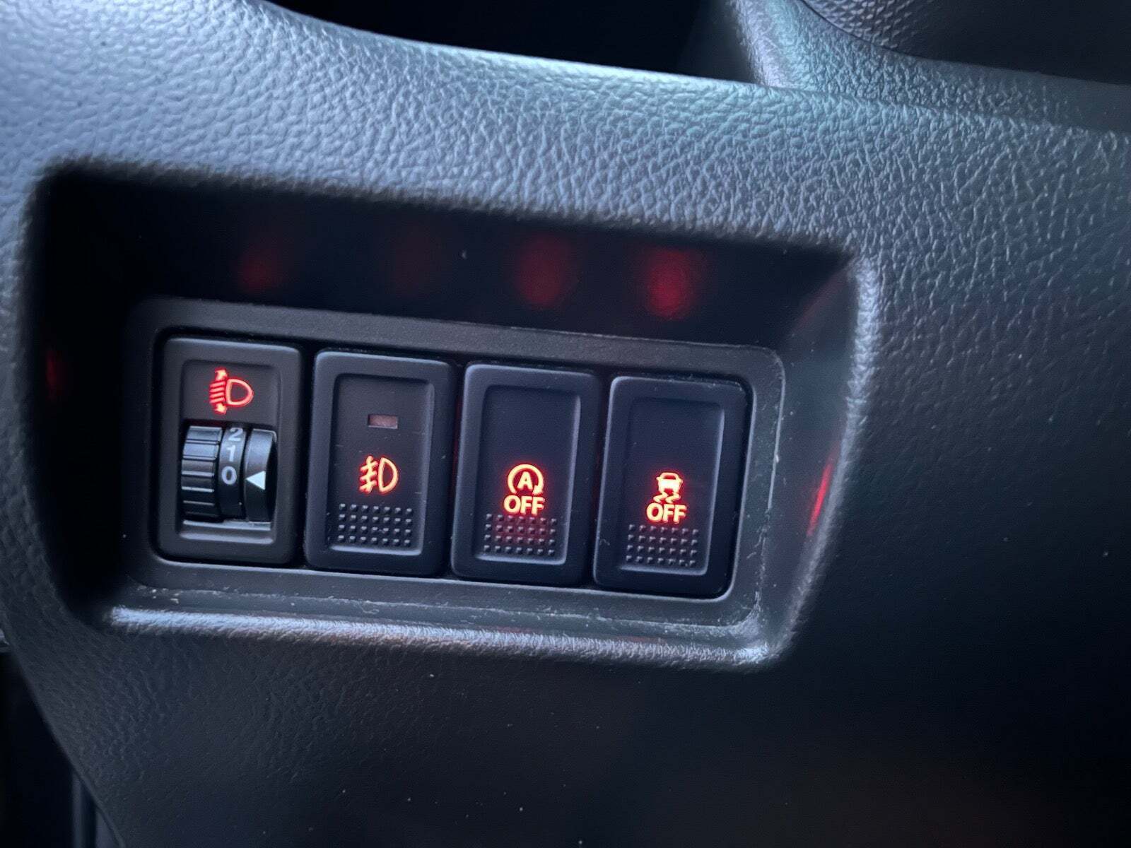 Grå Suzuki Swift fra 2014