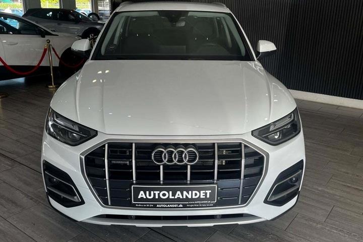 Hvid Audi Q5 fra 2021