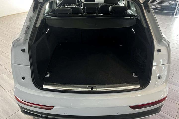 Hvid Audi Q5 fra 2021