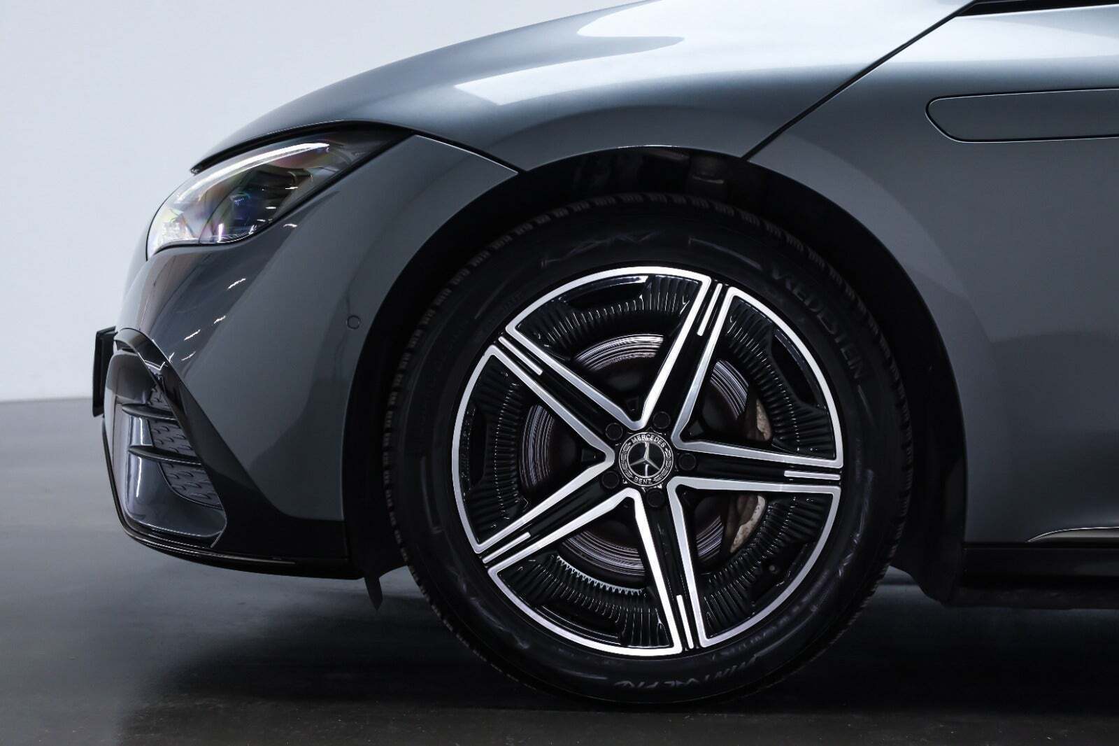 Mercedes EQE350 AMG Line