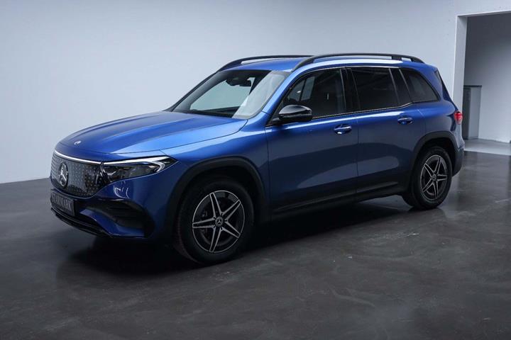 Blå Mercedes EQB250+ fra 2024