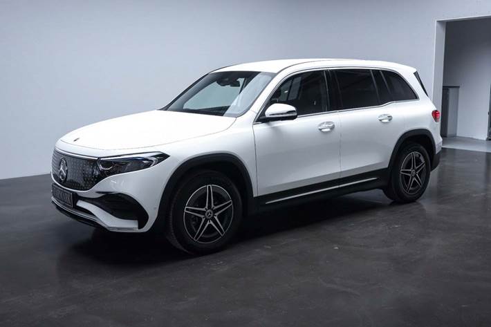 Hvid Mercedes EQB250+ fra 2025