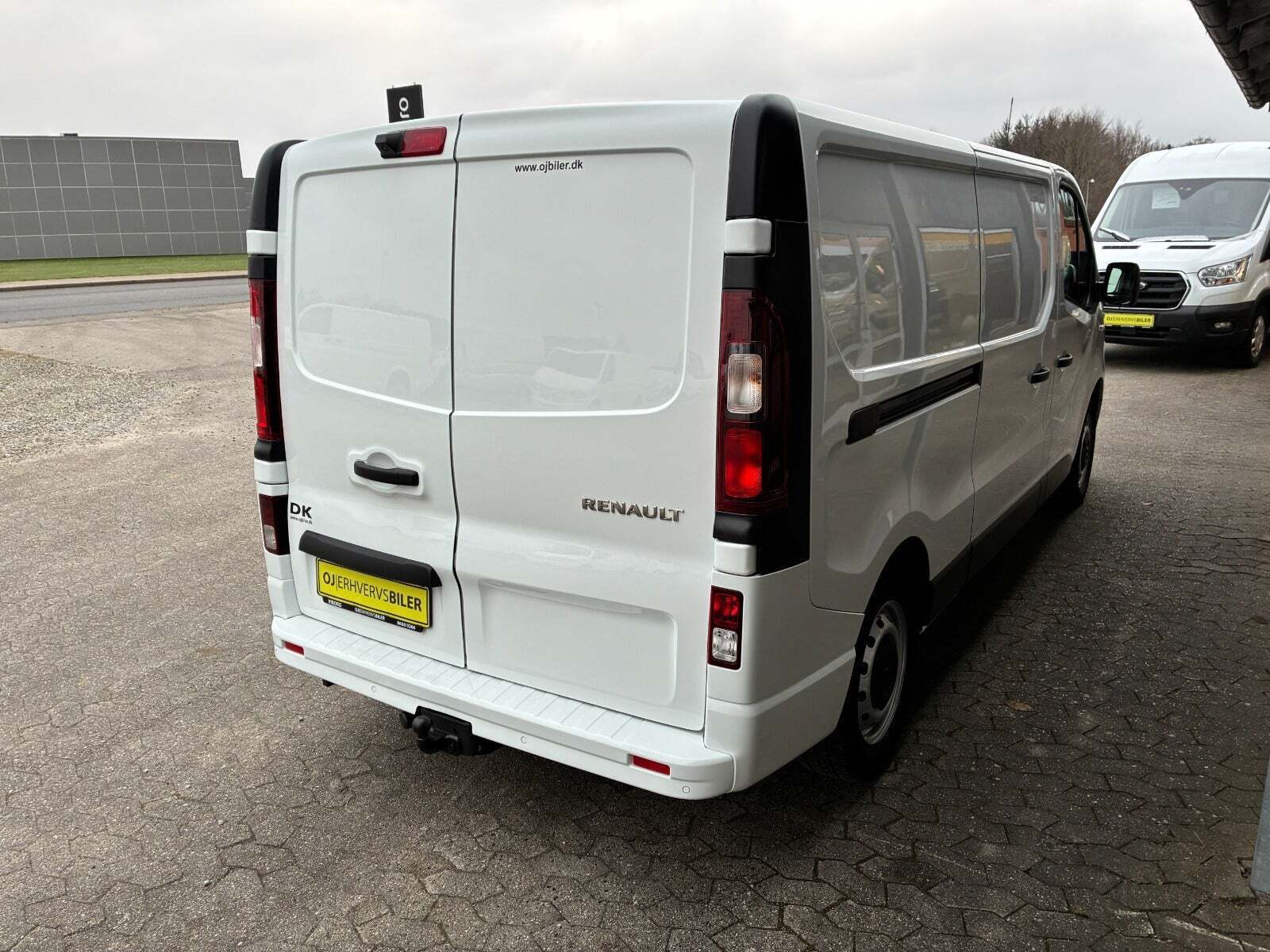 Renault Trafic T29 2,0 dCi 120 L2H1