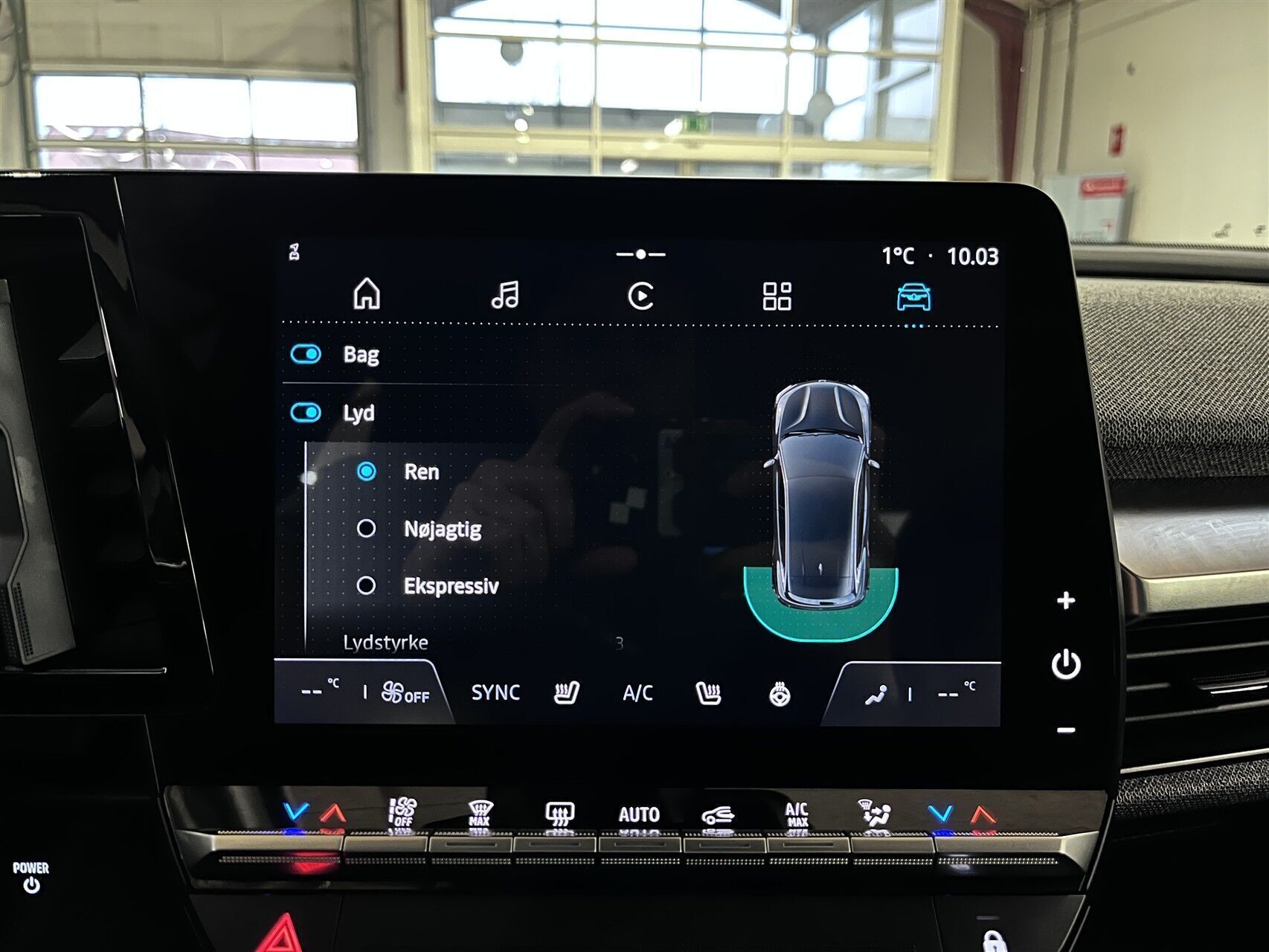 Hvid Renault Mégane fra 2023