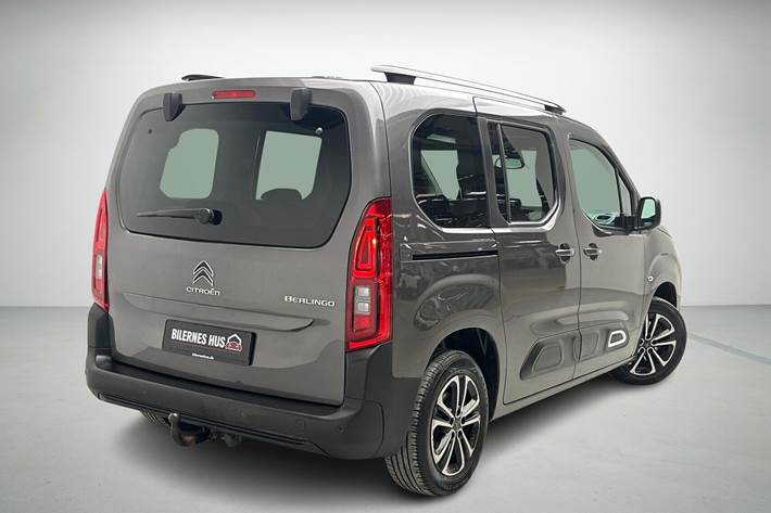 Grå Citroën Berlingo fra 2020