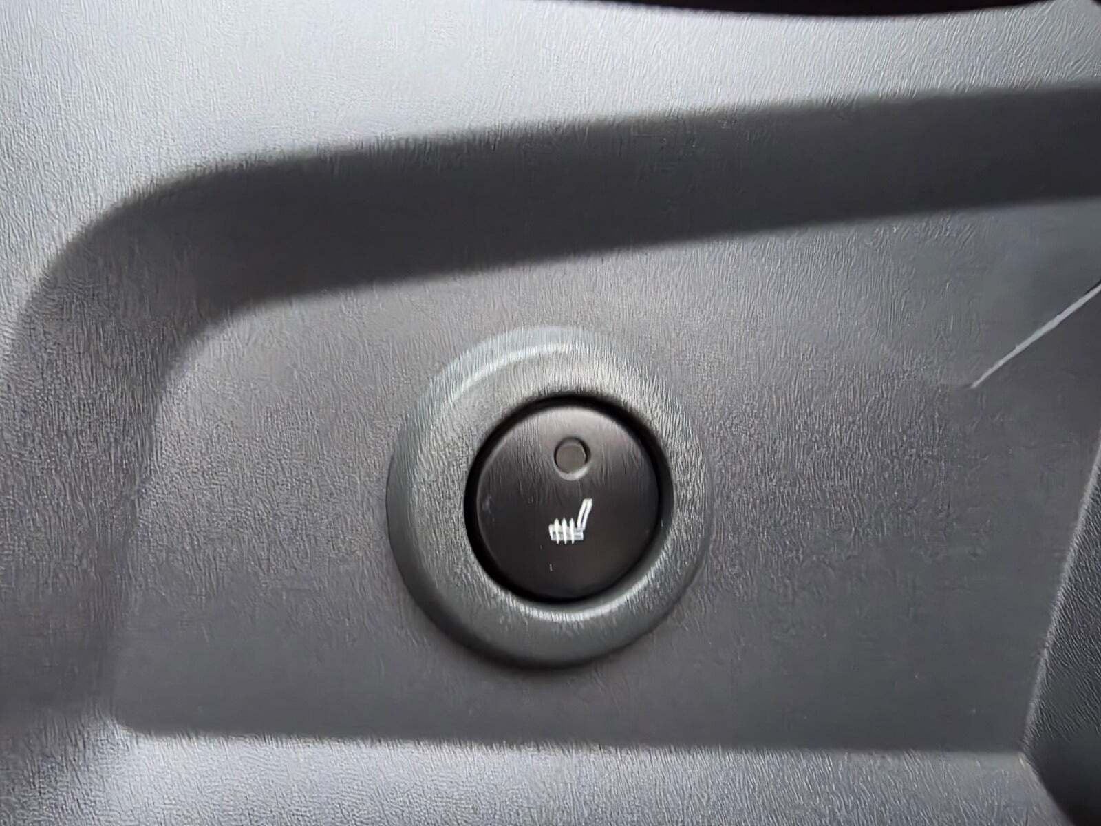 Grå Fiat Ducato 33 fra 2014