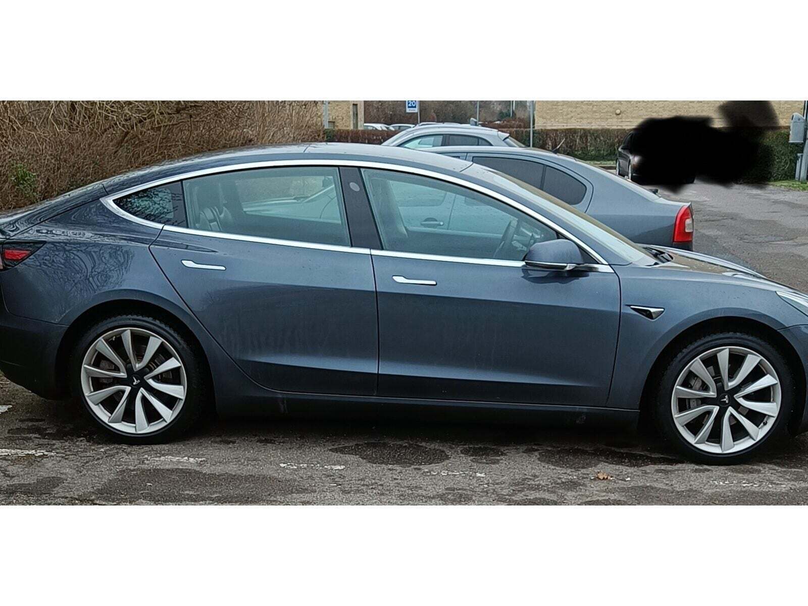 Tesla Model 3 Standard Range+ RWD