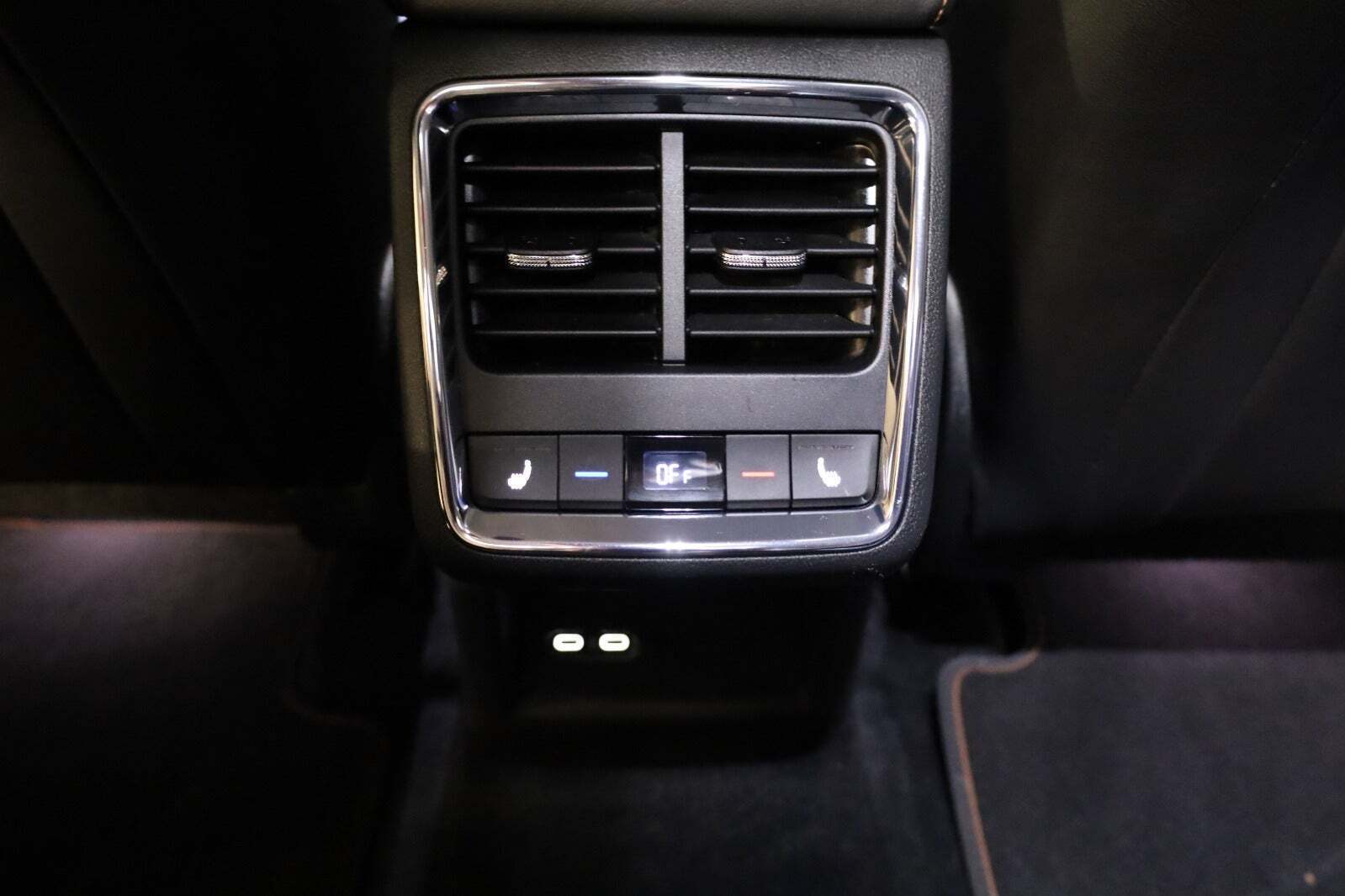 Sort Skoda Enyaq fra 2021