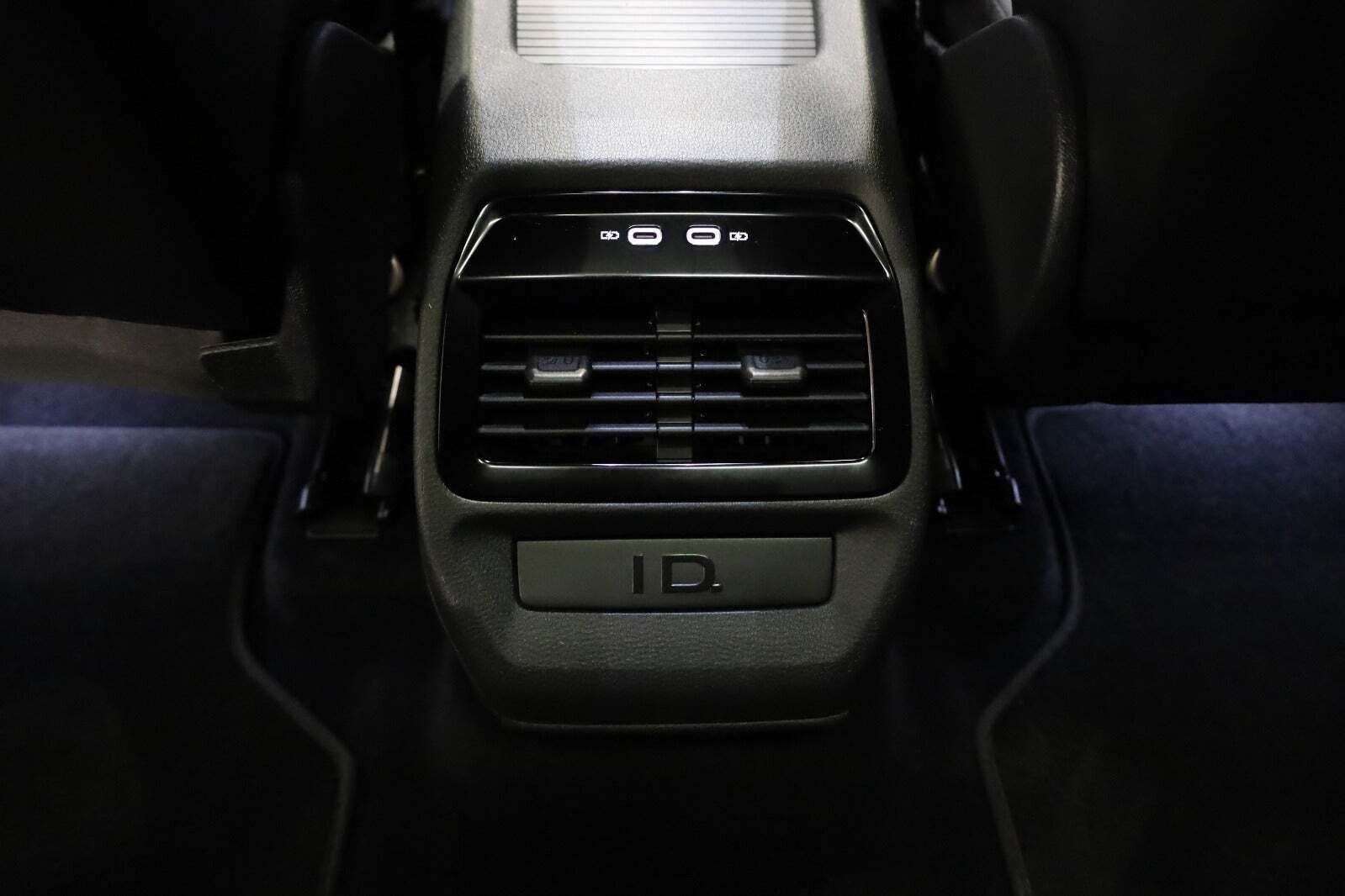 Hvid VW ID.4 fra 2023