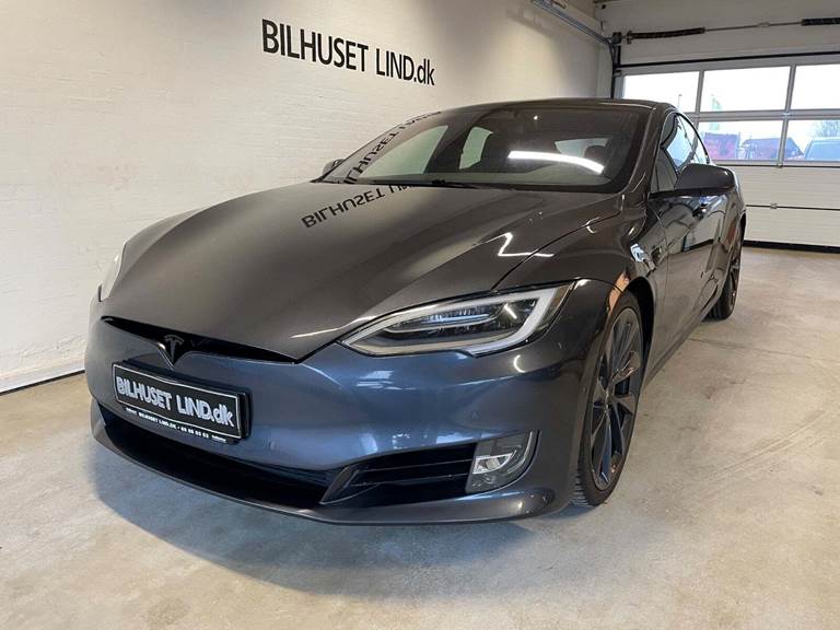 Tesla Model S Standard Range AWD