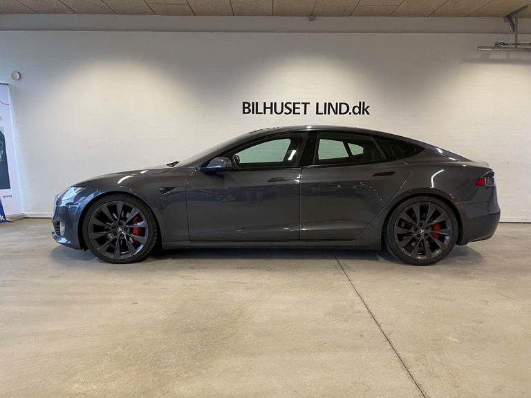 Tesla Model S Standard Range AWD
