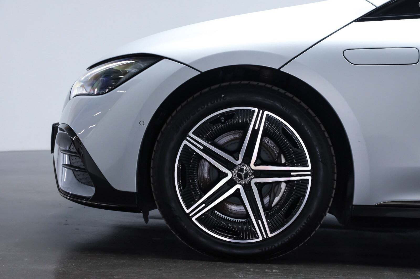 Mercedes EQE350+ AMG Line