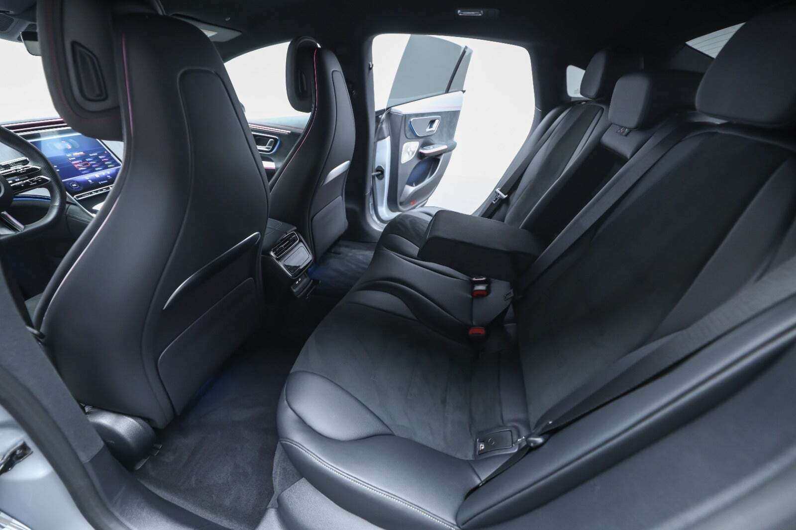 Mercedes EQE350+ AMG Line