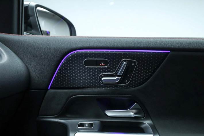 Sort Mercedes EQA250+ fra 2026